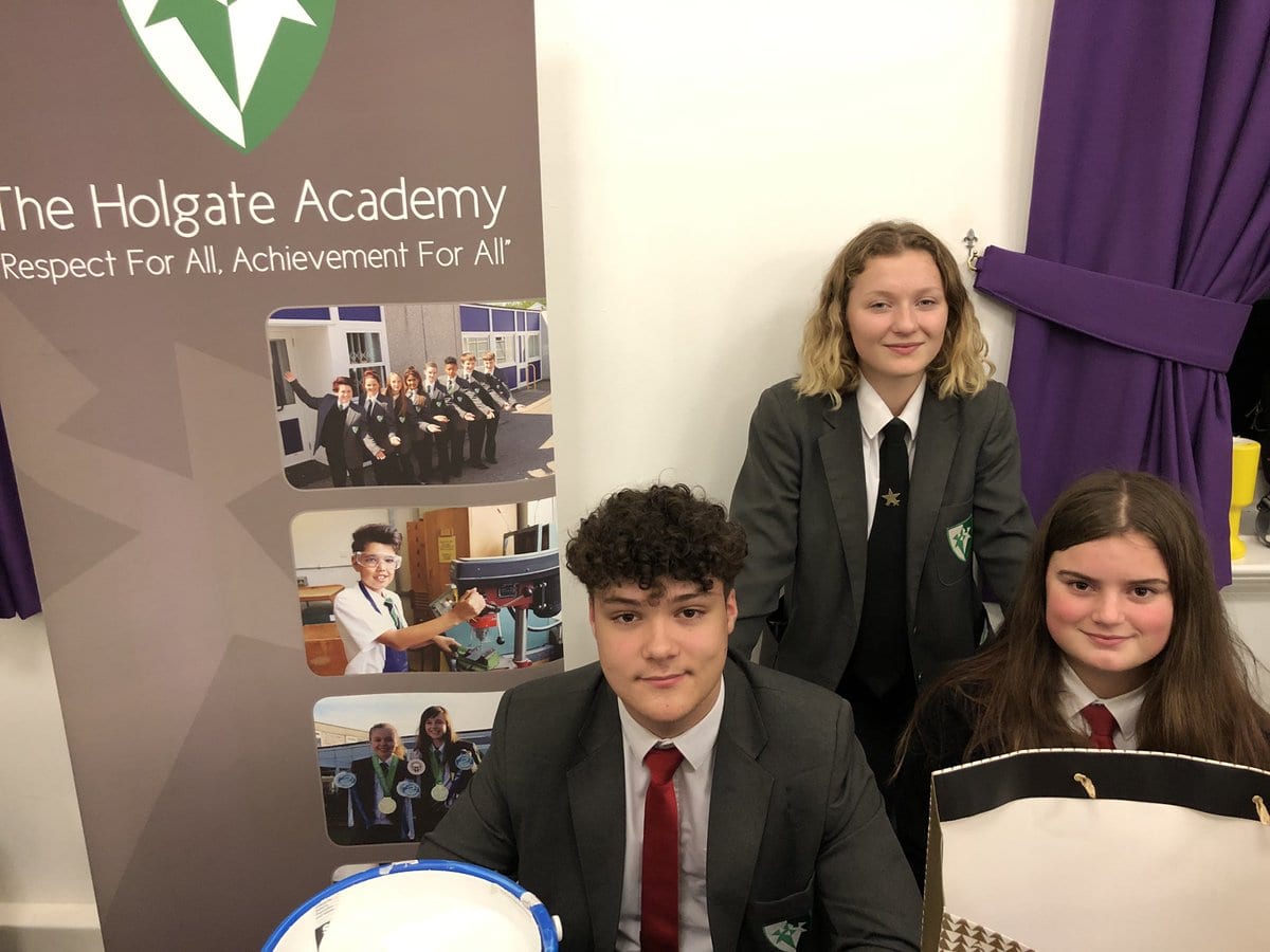 Holgate prefects help raise funds for Keycraft Light Switch On The